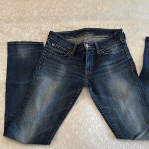 Straight leg distressed style jeans